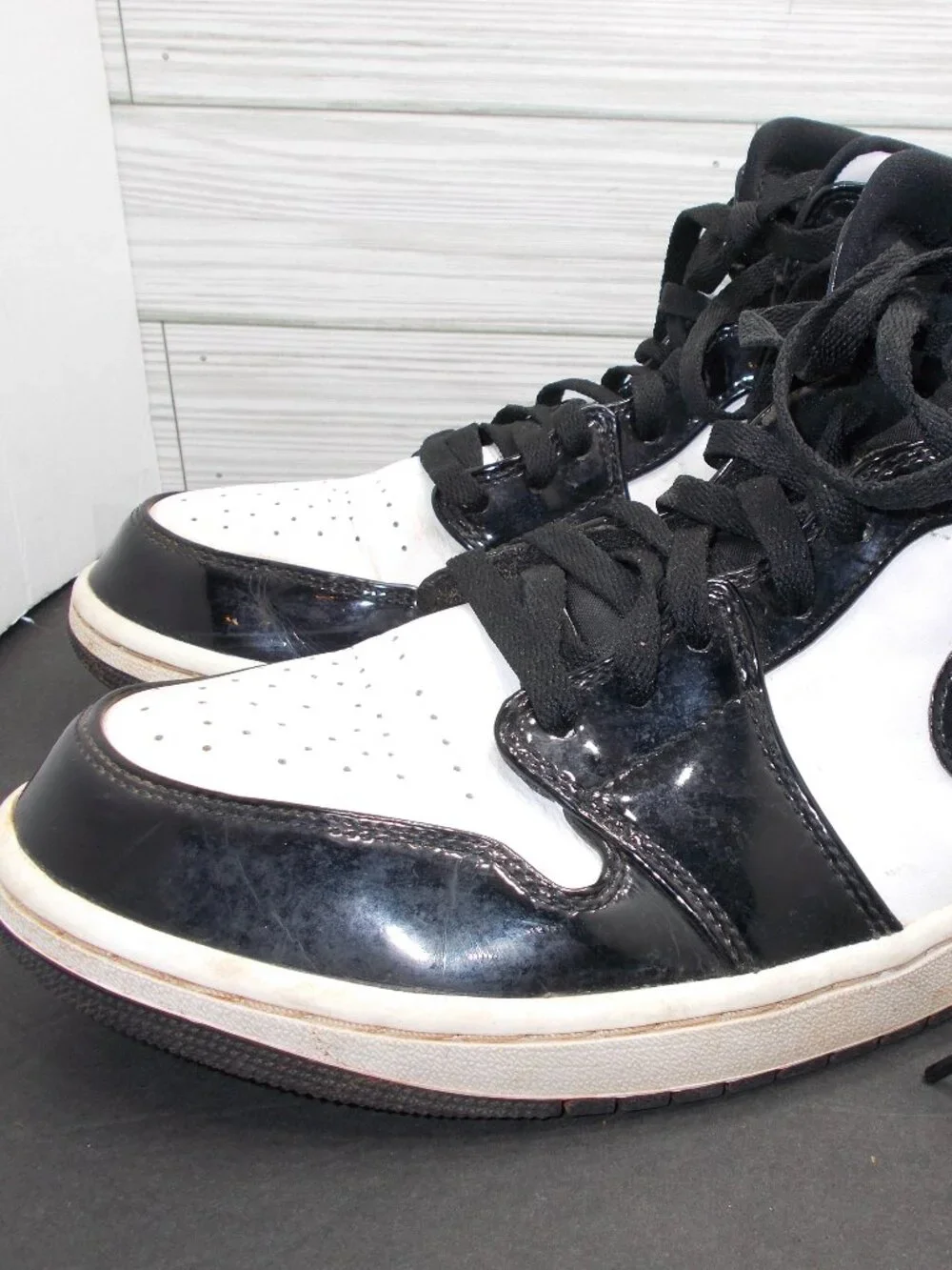Nike Air Jordan 1 Mid Carbon Fiber DD1649-001 Men’s Size 12